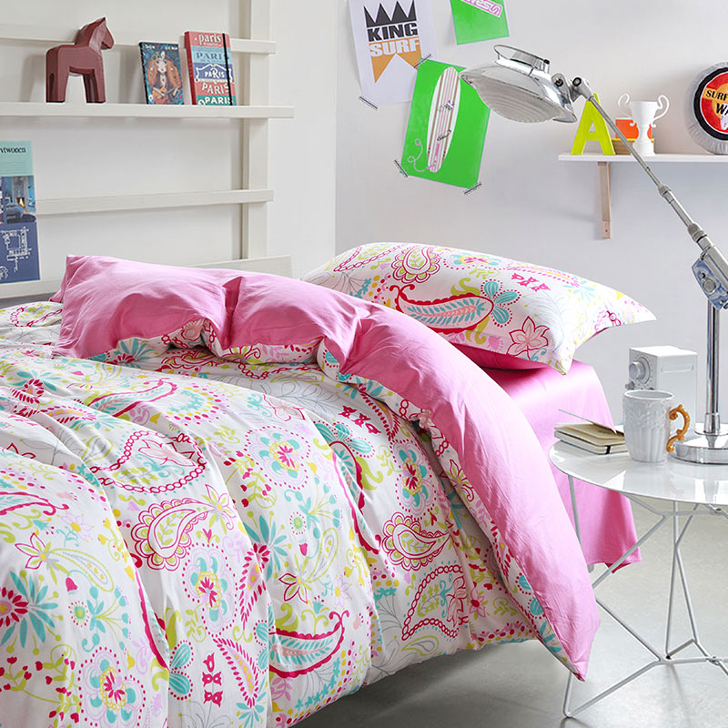 Bright Pink And White Paisley Cotton Bedding Set Ebeddingsets