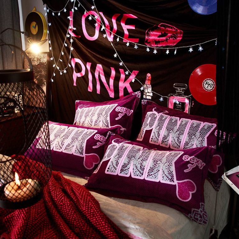 Victoria's Secret Velvet Warm Pink Printing Bedding Set LRWM