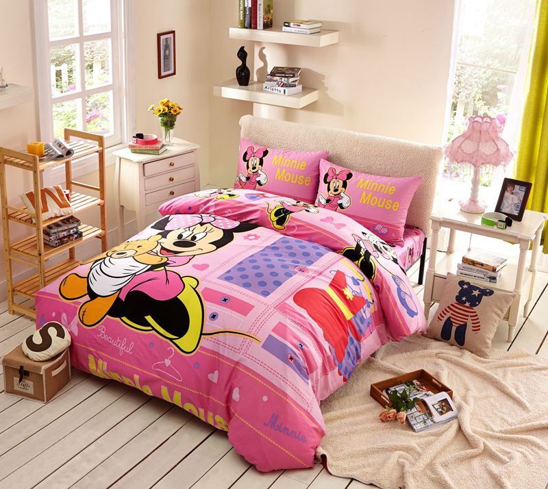 Beautiful Minnie Mouse Bedding Set Twin Queen Size