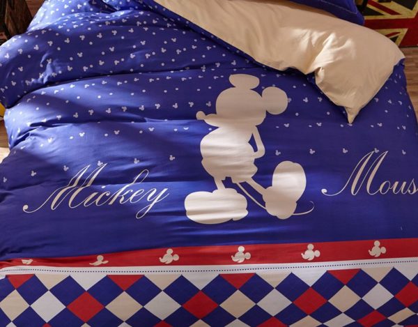 Mickey Mouse Silhouette Checkered Pattern Bedding Set 5