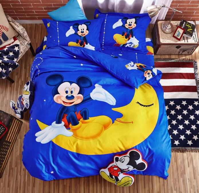 Mickey and Minnie Polyester Bedding Set 1