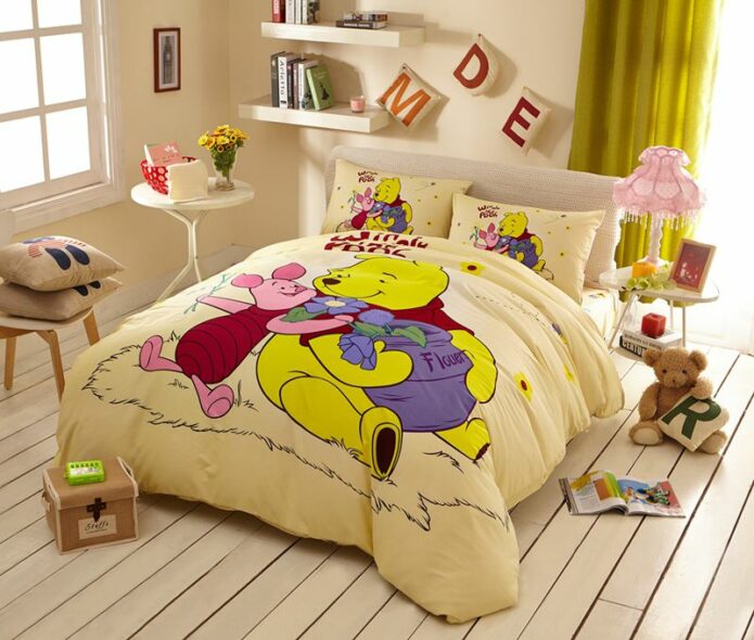 Disney Winnie the Pooh and Piglet Bedding Birthday Gift