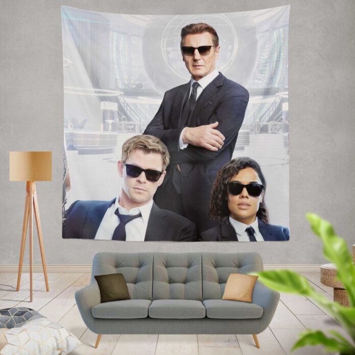 Men in Black International Movie Chris Hemsworth Liam Neeson Tessa Thompson Wall Hanging Tapestry