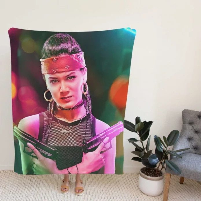 Samantha Win as Chambers in Army of the Dead Movie Fleece Blanket