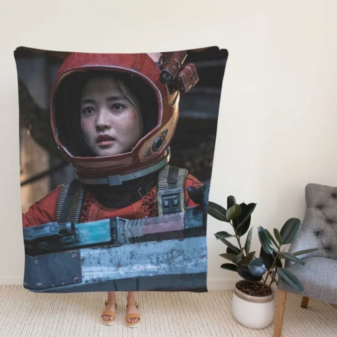 Space Sweepers Movie Kim Tae-ri Captain Jang Fleece Blanket