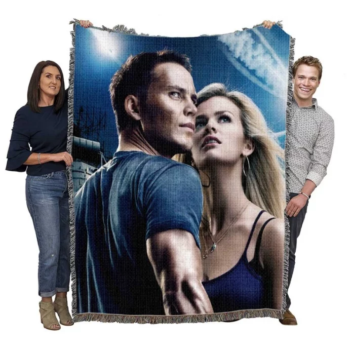 Battleship Movie Taylor Kitsch Brooklyn Decker Woven Blanket