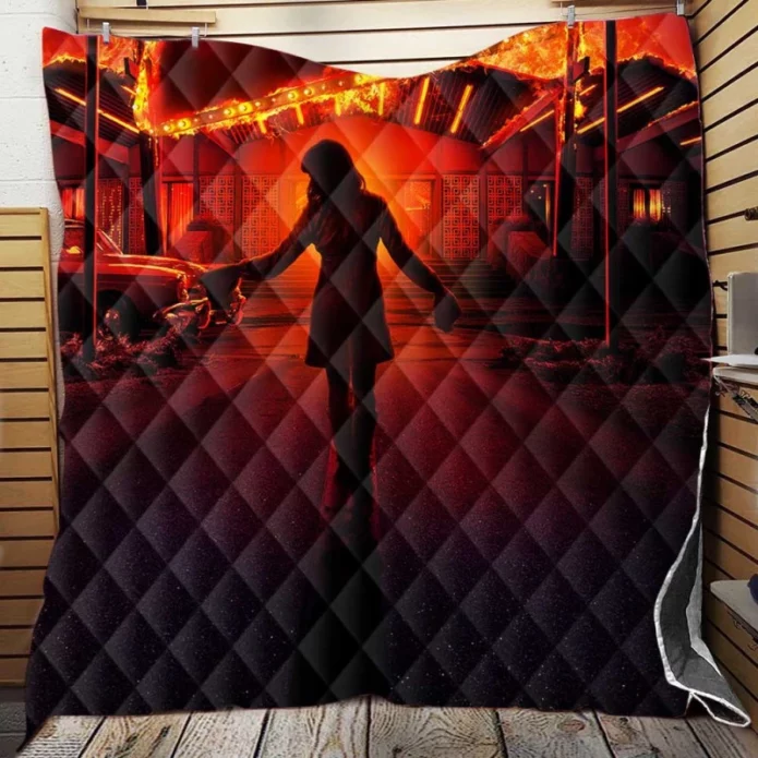 Cailee Spaeny in Bad Times at the El Royale Movie Quilt Blanket