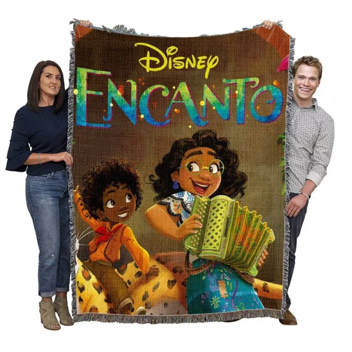 Disney Encanto Kids Movie Madrigal Woven Blanket