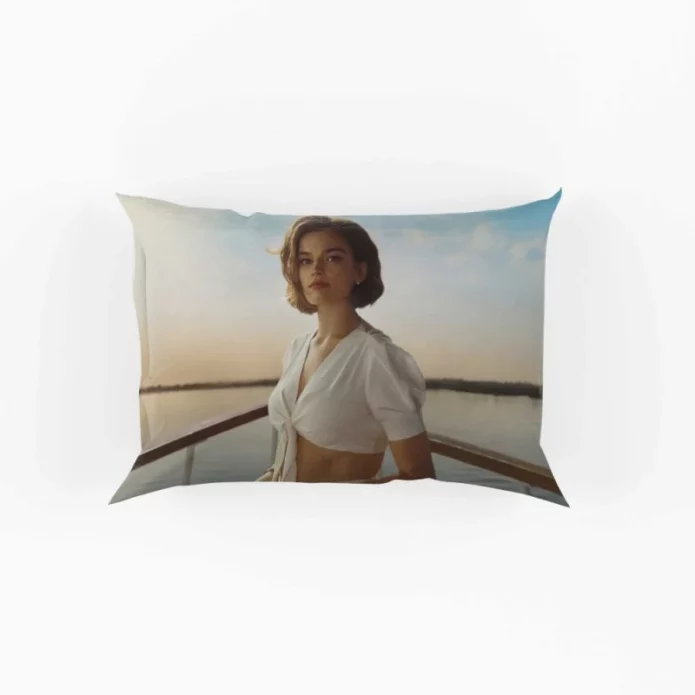 Death on the Nile Movie Emma Mackey Pillow Case