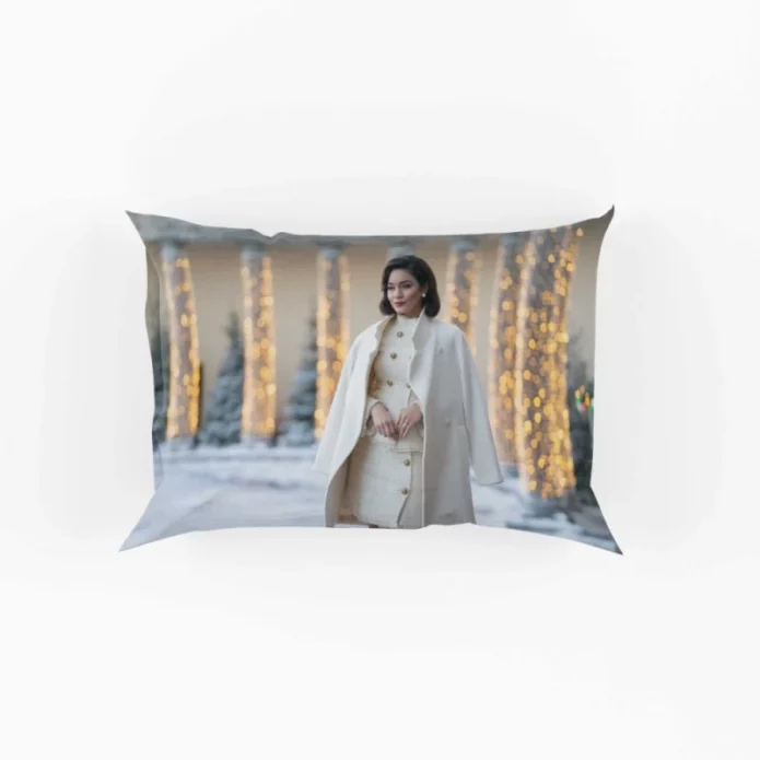 The Princess Switch Romancing the Star Movie Fiona Pembroke Pillow Case