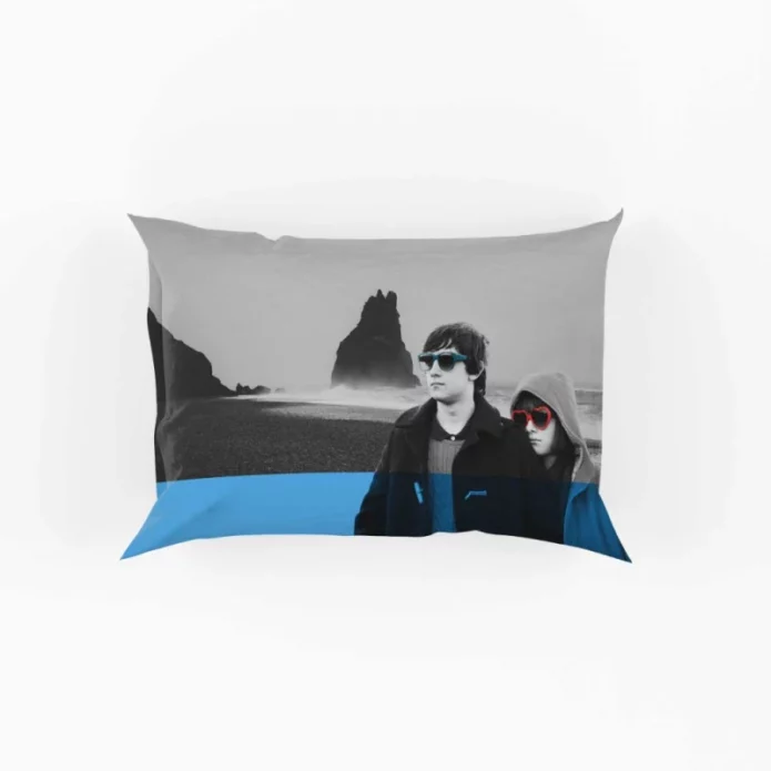 Sumbarine Movie Wallpaper Movie Craig Roberts Pillow Case