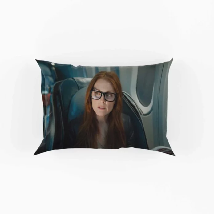 Non-Stop Movie Julianne Moore Pillow Case