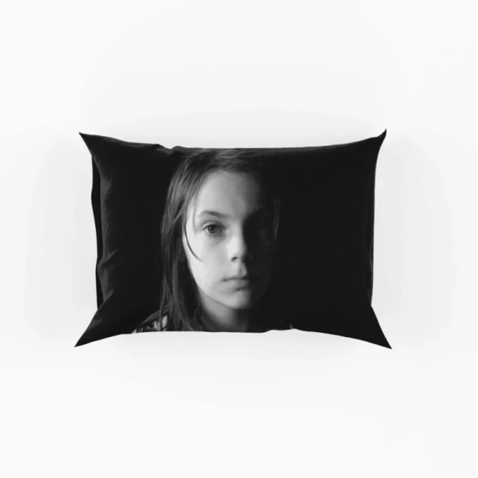 Logan Movie X-23 Dafne Keen Laura Kinney Pillow Case