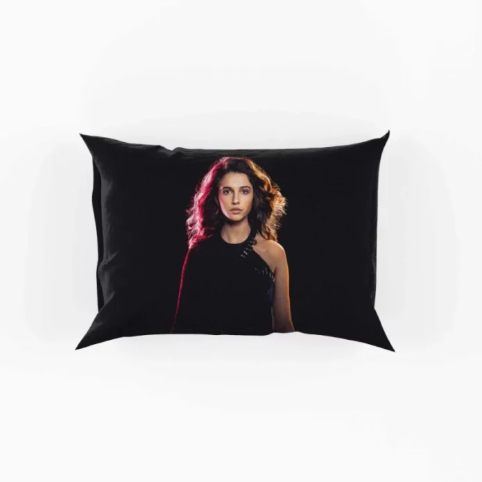 Charlies Angels Movie Naomi Scott Pillow Case