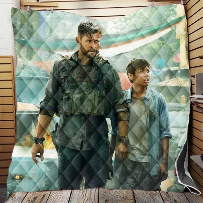 Extraction Movie Chris Hemsworth Quilt Blanket