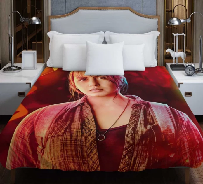 Huma Qureshi as Geeta in Army of the Dead Movie Duvet Cover
