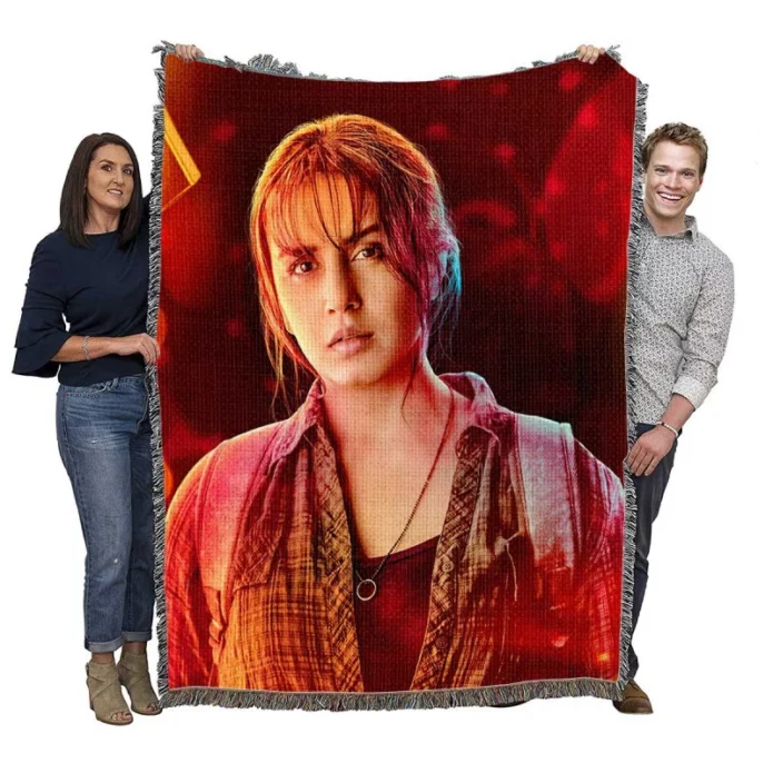 Huma Qureshi as Geeta in Army of the Dead Movie Woven Blanket