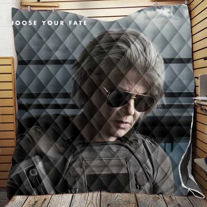 Linda Hamilton Sarah Connor in Terminator Dark Fate Movie Quilt Blanket