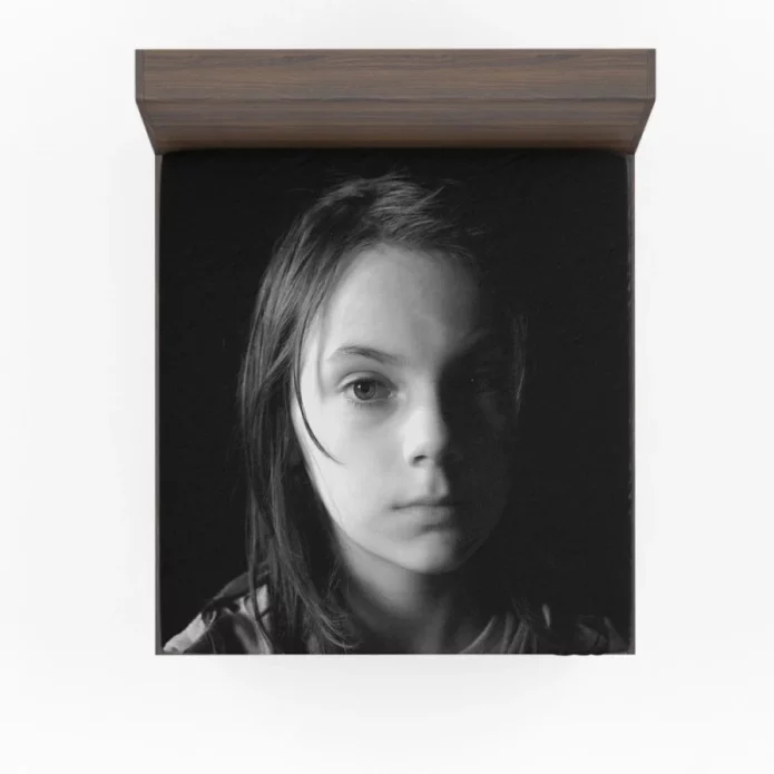 Logan Movie X-23 Dafne Keen Laura Kinney Fitted Sheet