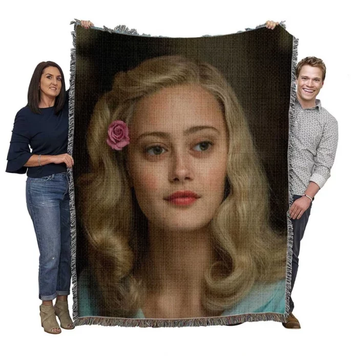 Miss Peregrines Home for Peculiar Children Movie Emma Bloom Ella Purnell Woven Blanket