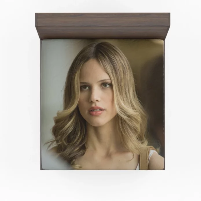Paper Towns Movie Halston Sage Fitted Sheet