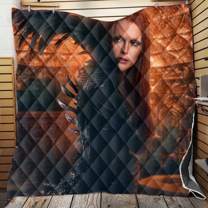 Seventh Son Movie Julianne Moore Julianne Moore Quilt Blanket