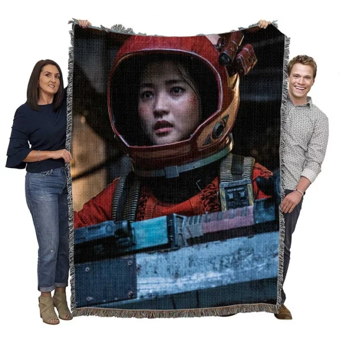 Space Sweepers Movie Kim Tae-ri Captain Jang Woven Blanket