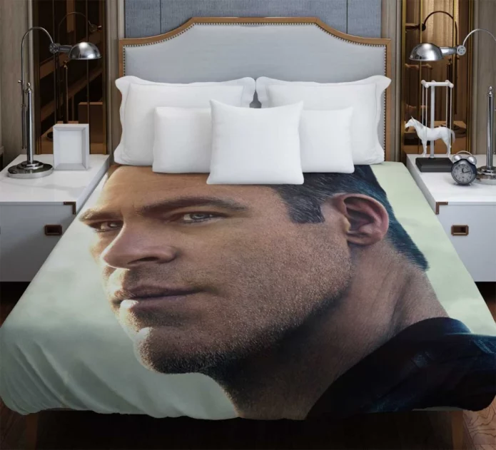 The Contractor Movie Chris Pine Duvet Cover