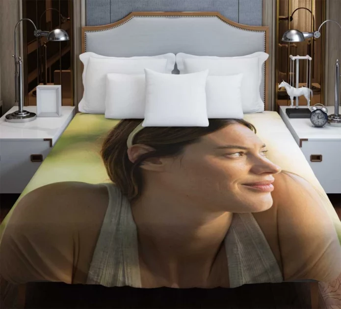 The Deep House Movie Camille Rowe Duvet Cover