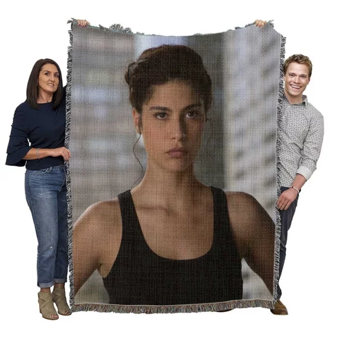 The Divergent Series Allegiant Movie Woven Blanket