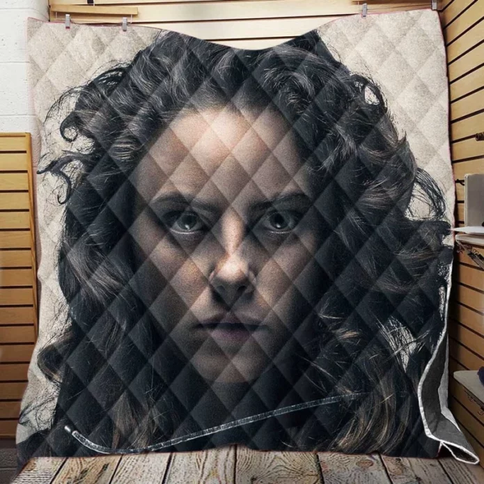 Tiger House Movie Kaya Scodelario Quilt Blanket