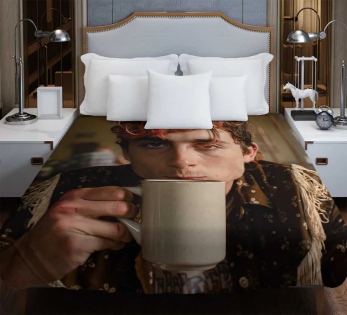 Timothee Chalamet in Bones and All Movie Duvet Cover